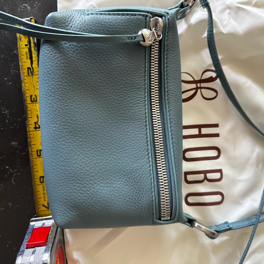 HOBO Blue-Green Leather Crossbody Bag with Front Zip - Picture 5 of 7